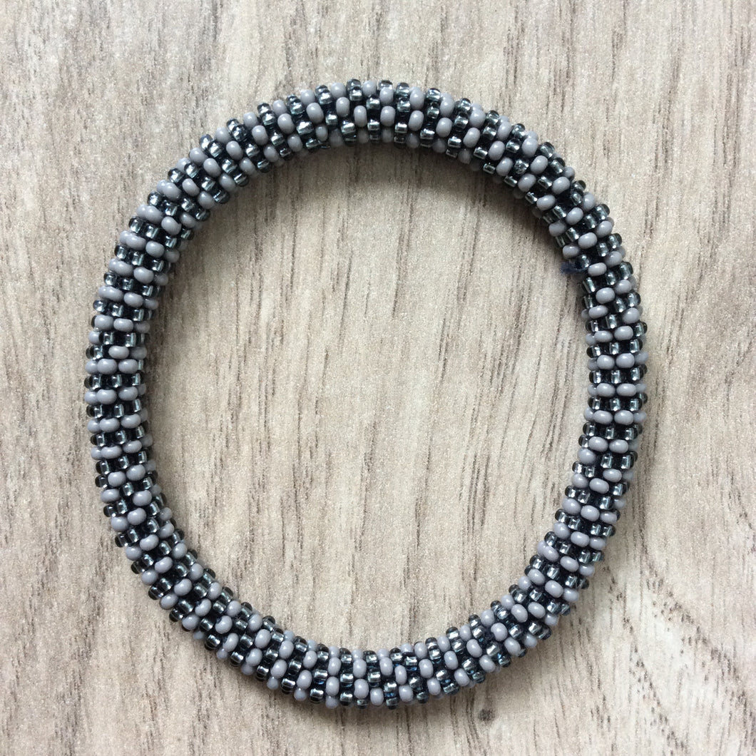 GREY BREEZE BRACELET